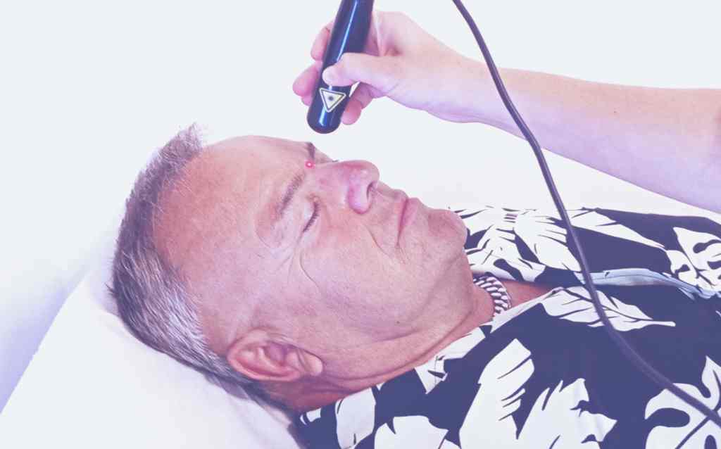 Laser agopuntura oculistica Laser agopuntura, oculistica, Dr marzio Vanzini, glaucoma, maculopatia, retinite pigmentosa, retinopatia diabetica,occhio secco,occlusioneretinica